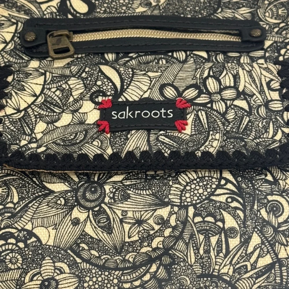 Sakroots Crossbody Black Spirit Lace Canvas Coated Bag Purse - Picture 5 of 11
